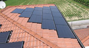 Impianto fotovoltaico integrato (dettaglio laterale)